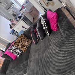 SUPER COMFORTABLE- 2 PIECE SECTIONAL Q
