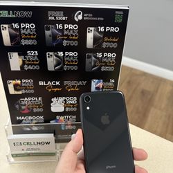 iPhone XR cricket 64gb