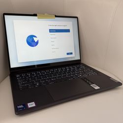 Lenovo - Yoga 7i 2-in-1 16" 2K Touchscreen Laptop (Near brand new) 