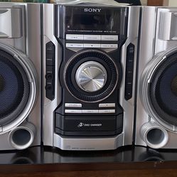 SONY® HCD-EC55 Hi-Fi 3 Disc CD AM/FM Stereo Player Set w/ SS-EC55S Speaker System