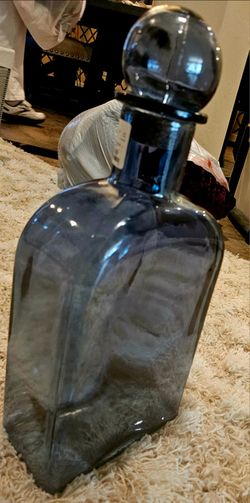 Decorative glass bottle