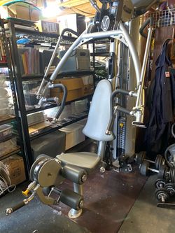 Home Gym (Hoist V-4 Elite) Like-new Condition!