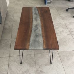 Beautiful Custom Made Epoxy Coffee Table 