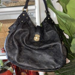 Louis Vuitton Hobo Bag