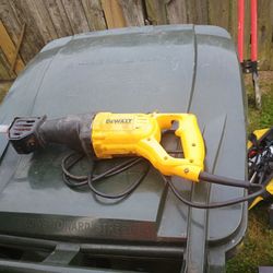 DeWalt Reciprocating Saw