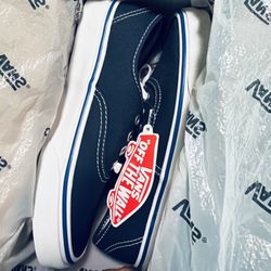 Brand New Vans Authentic – Dress Blues/Nautical Blue (Men 3.5 / Women 5)