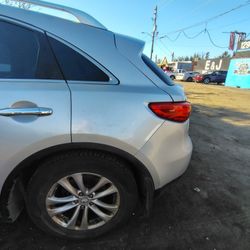 2009-2012 Infiniti FX35 Quarter Panel Driver Left Side 