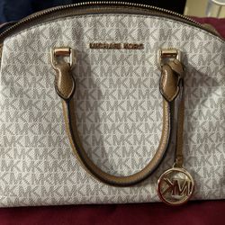 MK purse / Crossbody 