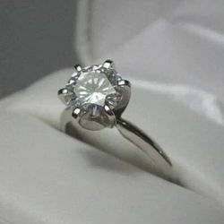 1.88 ct Lab-Grown Round Brilliant Diamond Ring  D VVS2, IGI Certified, Appraised $7K, 14K White Gold