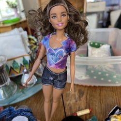1960’s BARBIE AND ACCESSORIES! SELLING AS A BUNDLE ONLY
