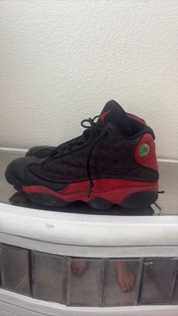 Jordan 13 retro breds size 9 men’s