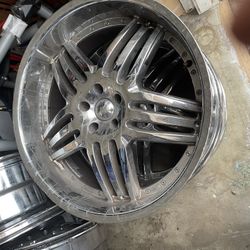 22 Inch Chrome Rims
