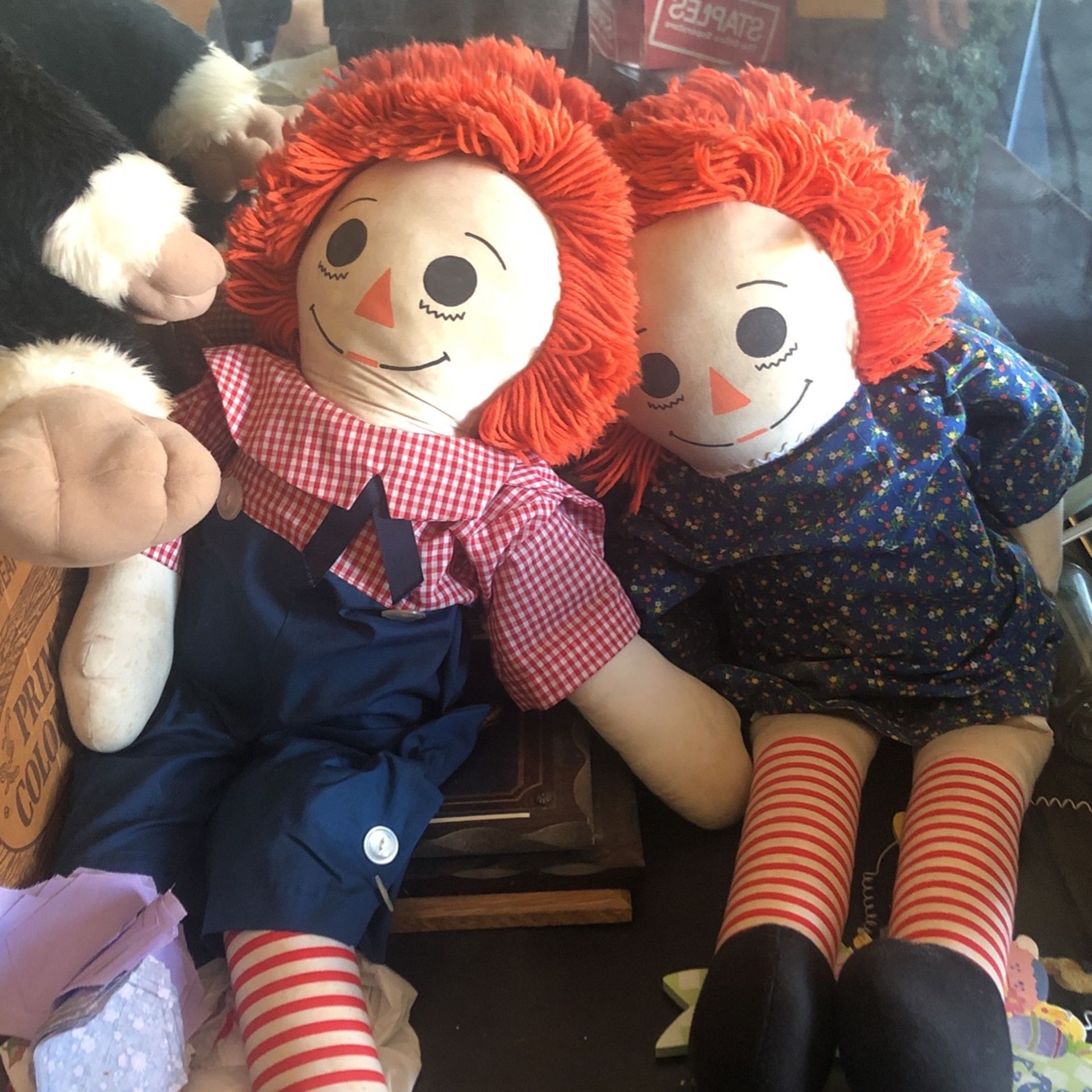 Raggedy Ann and Andy dolls