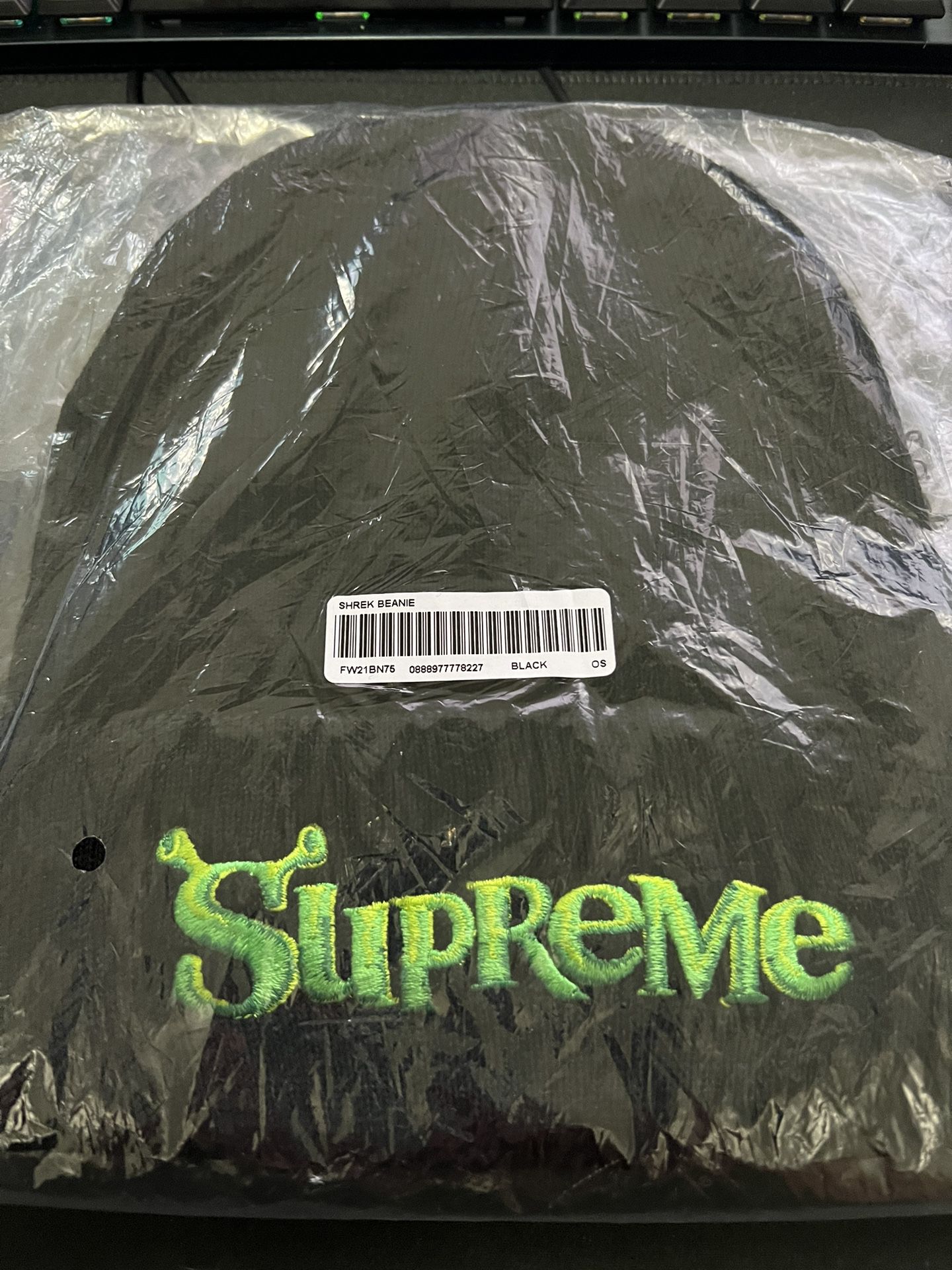 Supreme | Shrek Beanie | Black