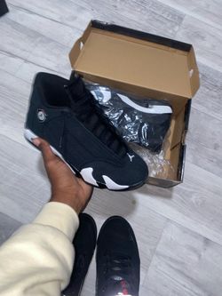 Jordan 14 BLACK WHITE SIZE 9.5 men $120