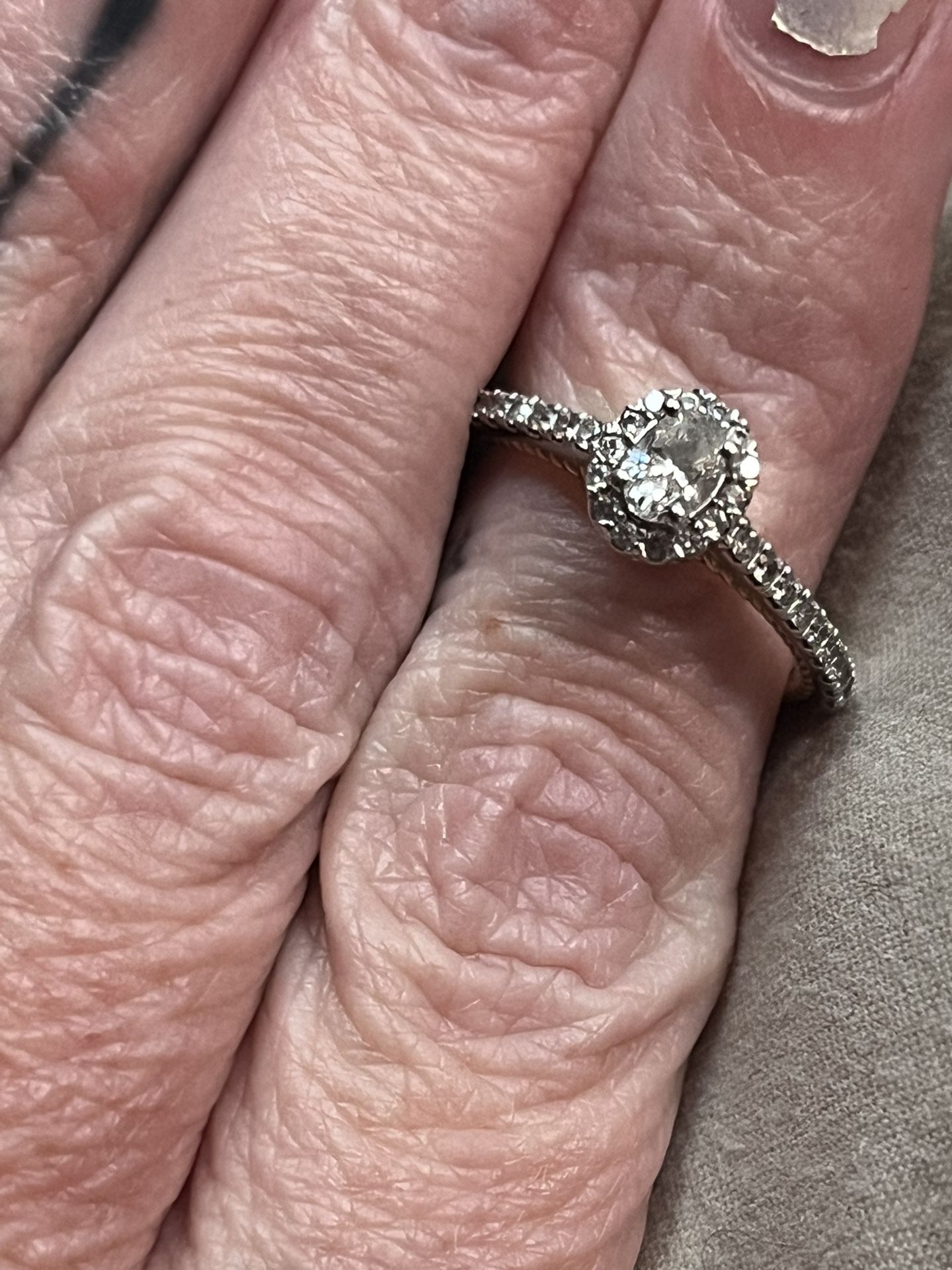 💍 Engagement Ring – Diamond Halo, 14K Two-Tone Gold (Size 5.5)