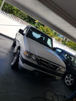 2006 mazda pickup truck