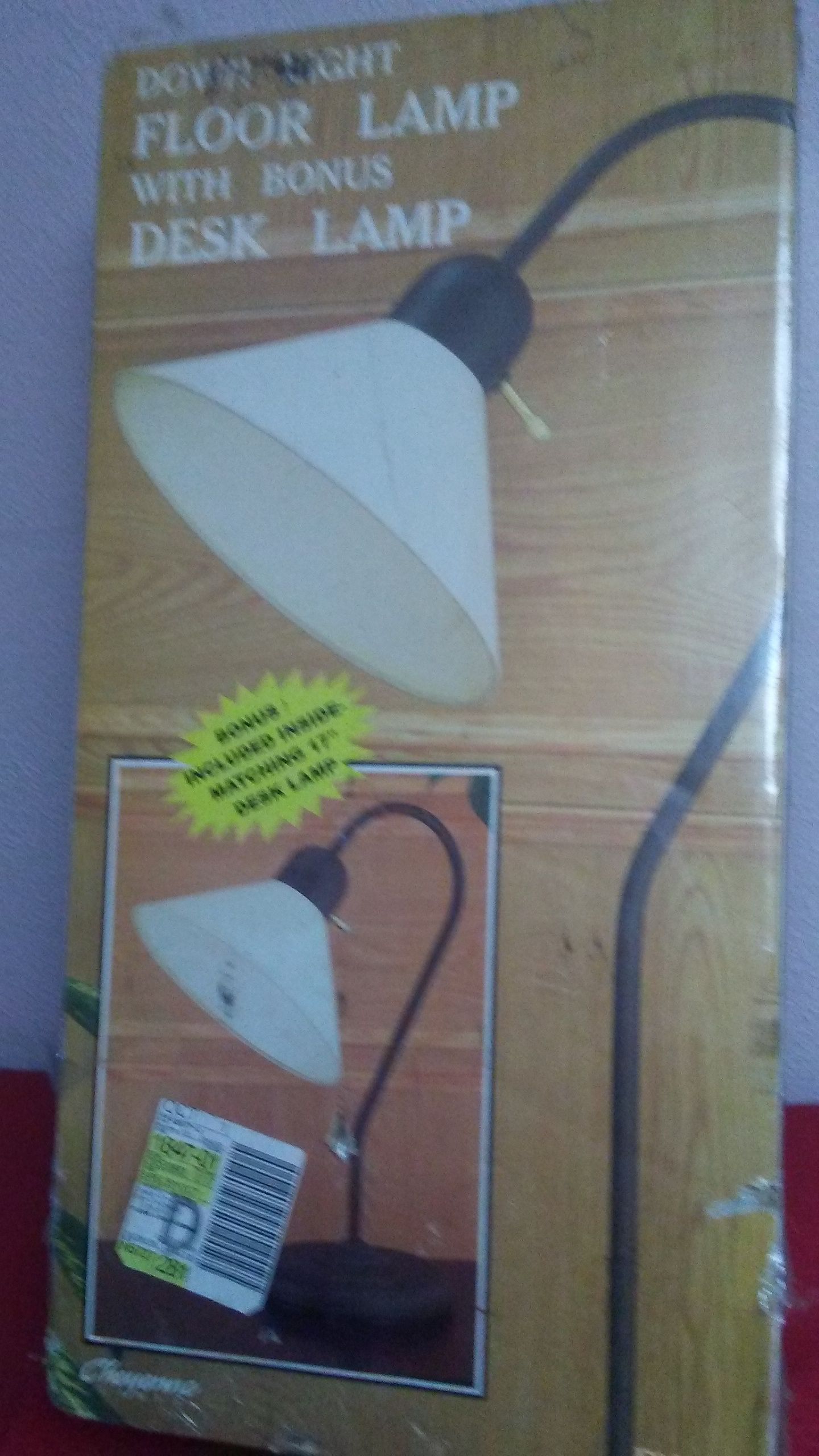 BRAND NEW DOWN LIGHT FLOOR LAMP WITH BONUS DESK LAMP ANTIQUE IRON