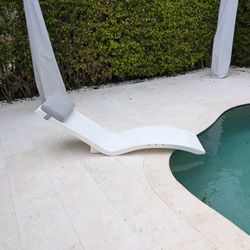 In Pool Chaise Lounger