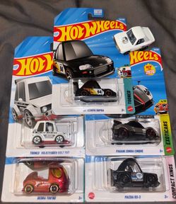 Hot Wheels Tooned Lot