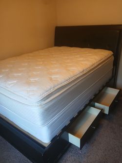 Bedroom set