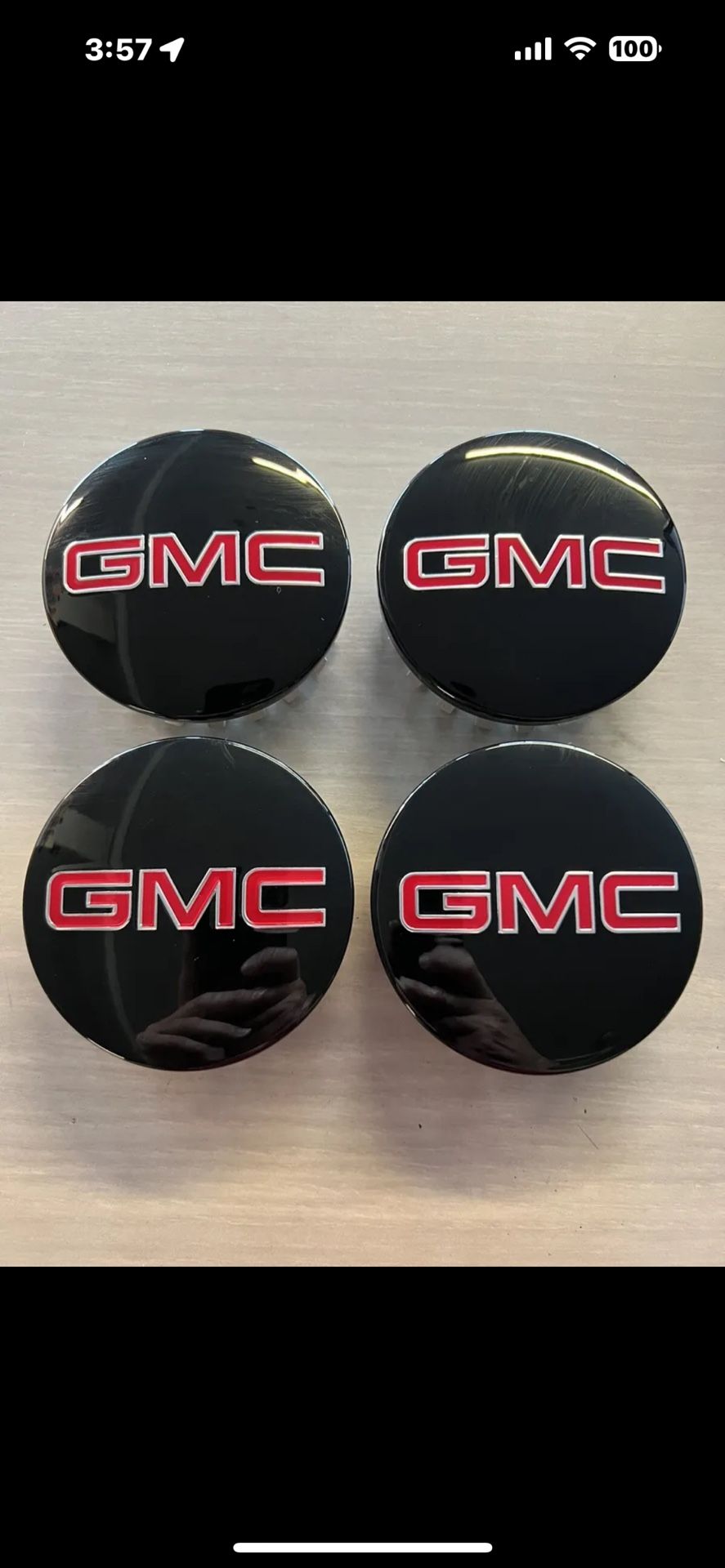 2019-2023 GMC Sierra 1500/Yukon OEM Black And Red Center Caps 