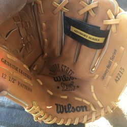Wilson Baseball Glove