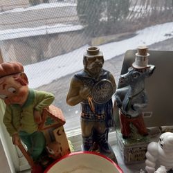 Elvis John Lennon, some Jim Beam bottles make an offer