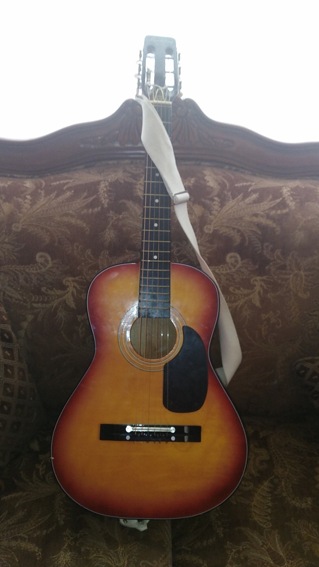 Harmony gitar