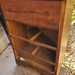 Chest Of Drawers/ Antique/ Project Piece