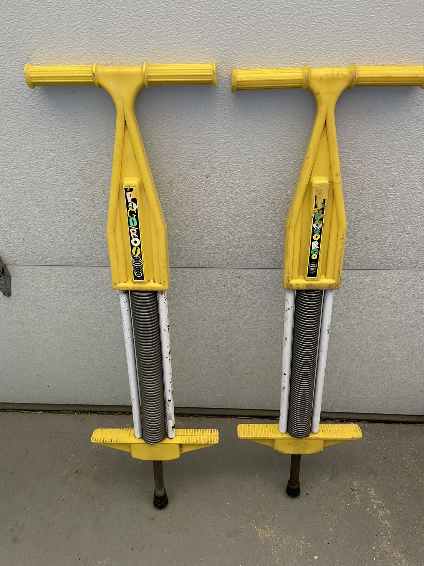 Pogo-Roo Vintage Pogo Stick Heavy Duty Yellow