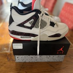 Jordan 4 Flight Nostalgia