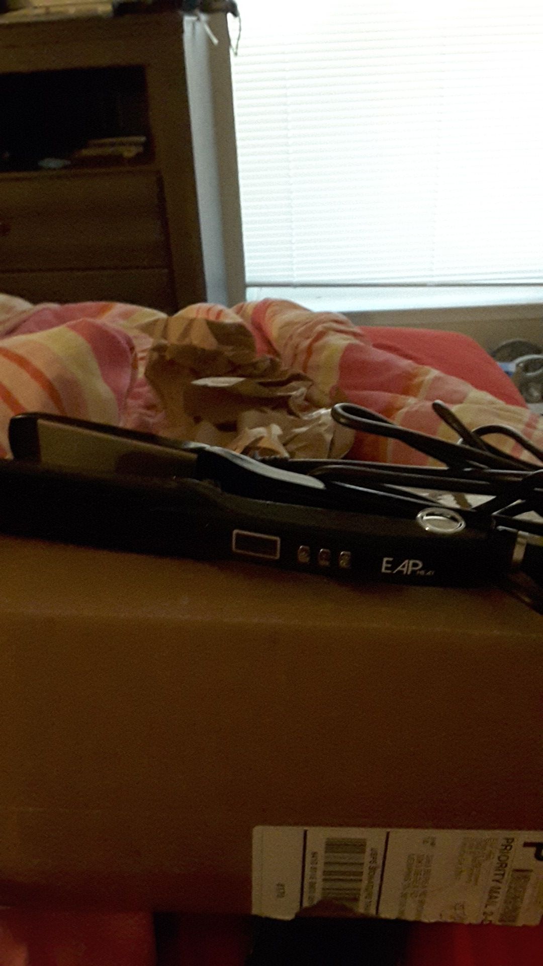 Brand New EAP Heat flat irons