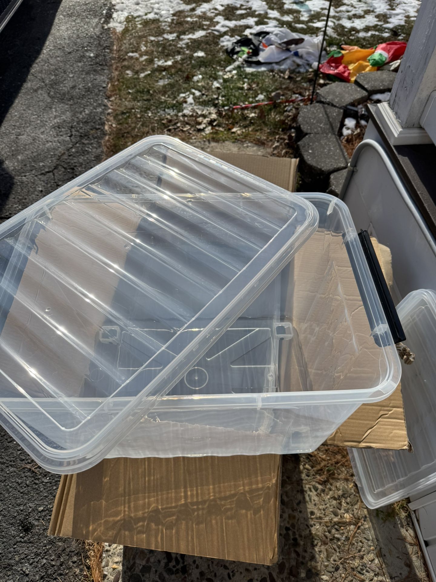 60 qt storage totes with lid