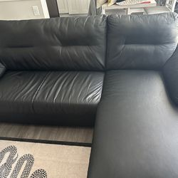 Faux Leather Sectional (black)