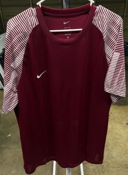Nike burgundy jersey size 2xl