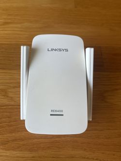 Linksys AC1200 Boost EX Dual-Band Wi-Fi Range Extender (RE6400)