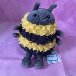 Jellycat Albee Bee NWT 