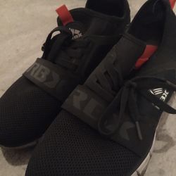 Boys Shoes Size 5