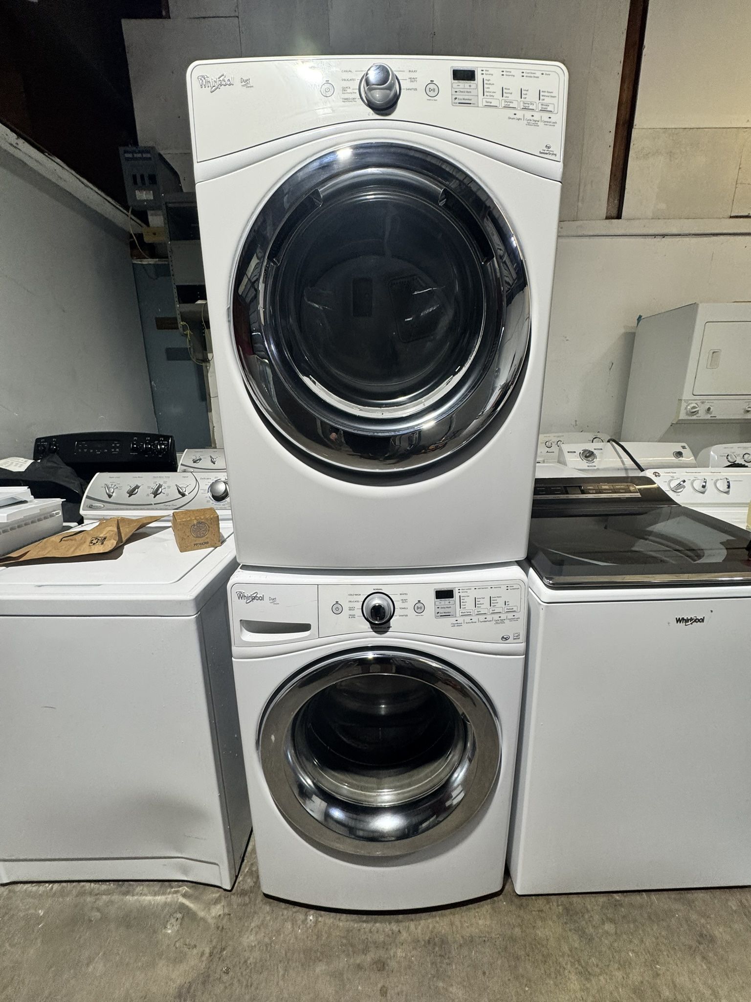 Whirlpool Washer And Dryer Set Stacked 27 "width Large Capacity 