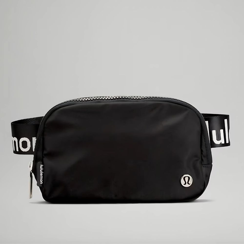 Lululemon Everywhere Belt Bag