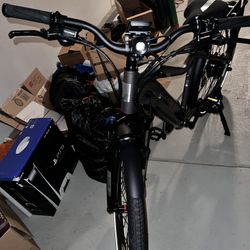 Aventon E-bike with Lock Chain