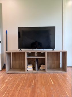 TV Stand / Entertainment Center - $50 OBO