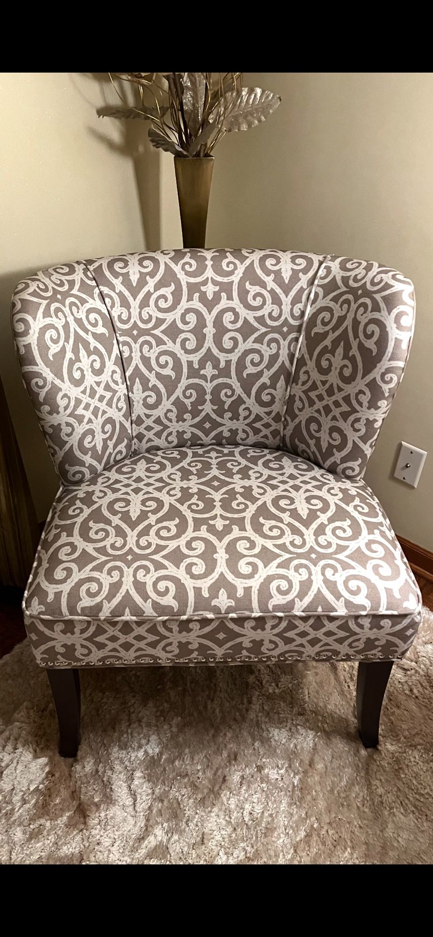 Accent Chair Excellent Condition 