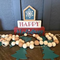 Christmas Garland And Sign