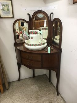 Antique mahogany vanity