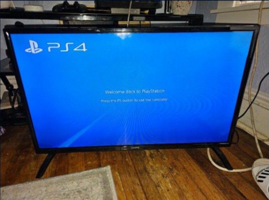 32" Polaroid HD LED TV