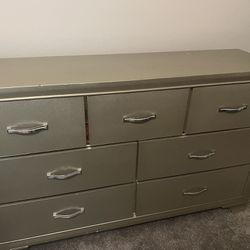 Need gone ASAP Dresser With Mirror