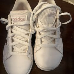 Adidas Girls Size 12 1/2 Kids 