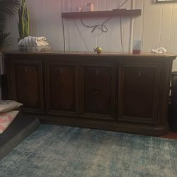 Vintage Storage Buffet – Great for DIY/Refurbishing